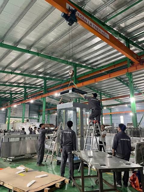 Lắp đặt thiết bị nâng